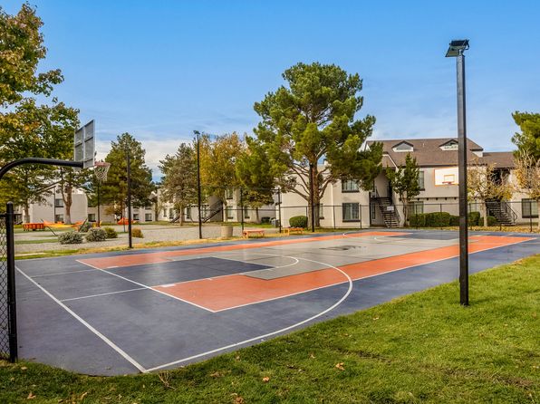 801 Locust Pl NE APT 2069