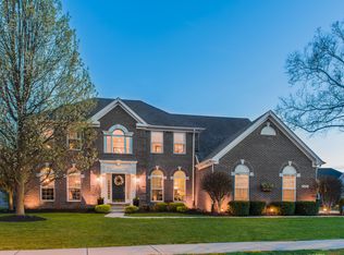 6037 Hollythorn Pl, Carmel, IN 46033