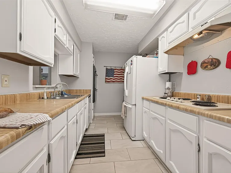 22515 Archibald Blair Ln — Photo 8