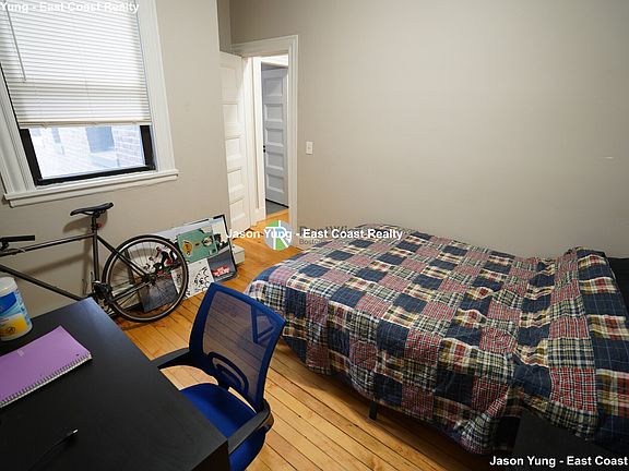2nd image of 72 Gardner St #C3