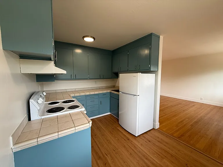 3138 California St #2 — Photo 8