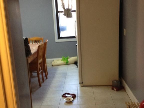 2nd image of 2571 23rd St APT 1L