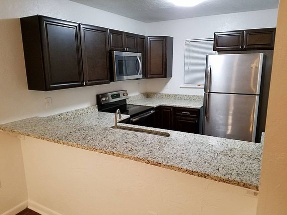 3rd image of 83 SE 16th Ave APT E202