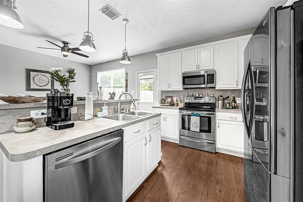 25214 Finchgrove Ln — Photo 4