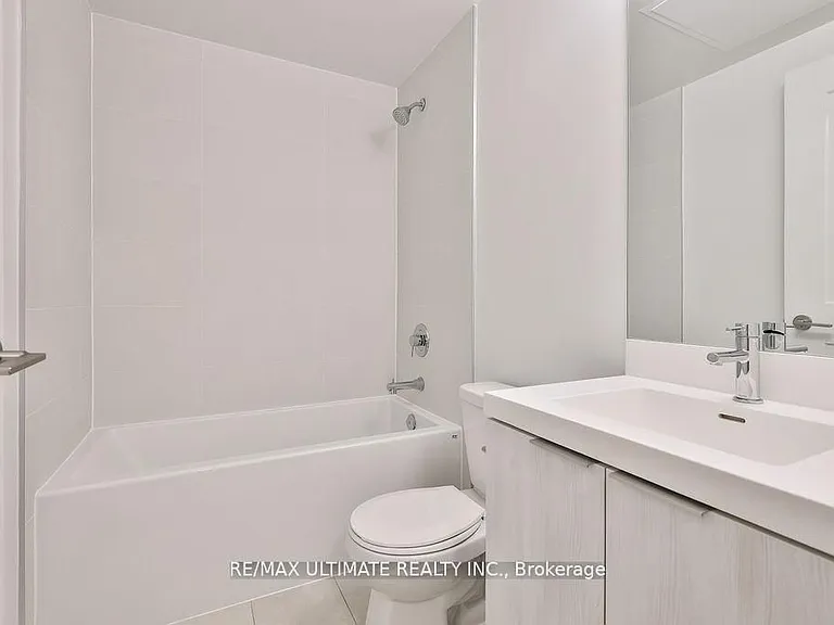 8 Widmer St #515 — Photo 6