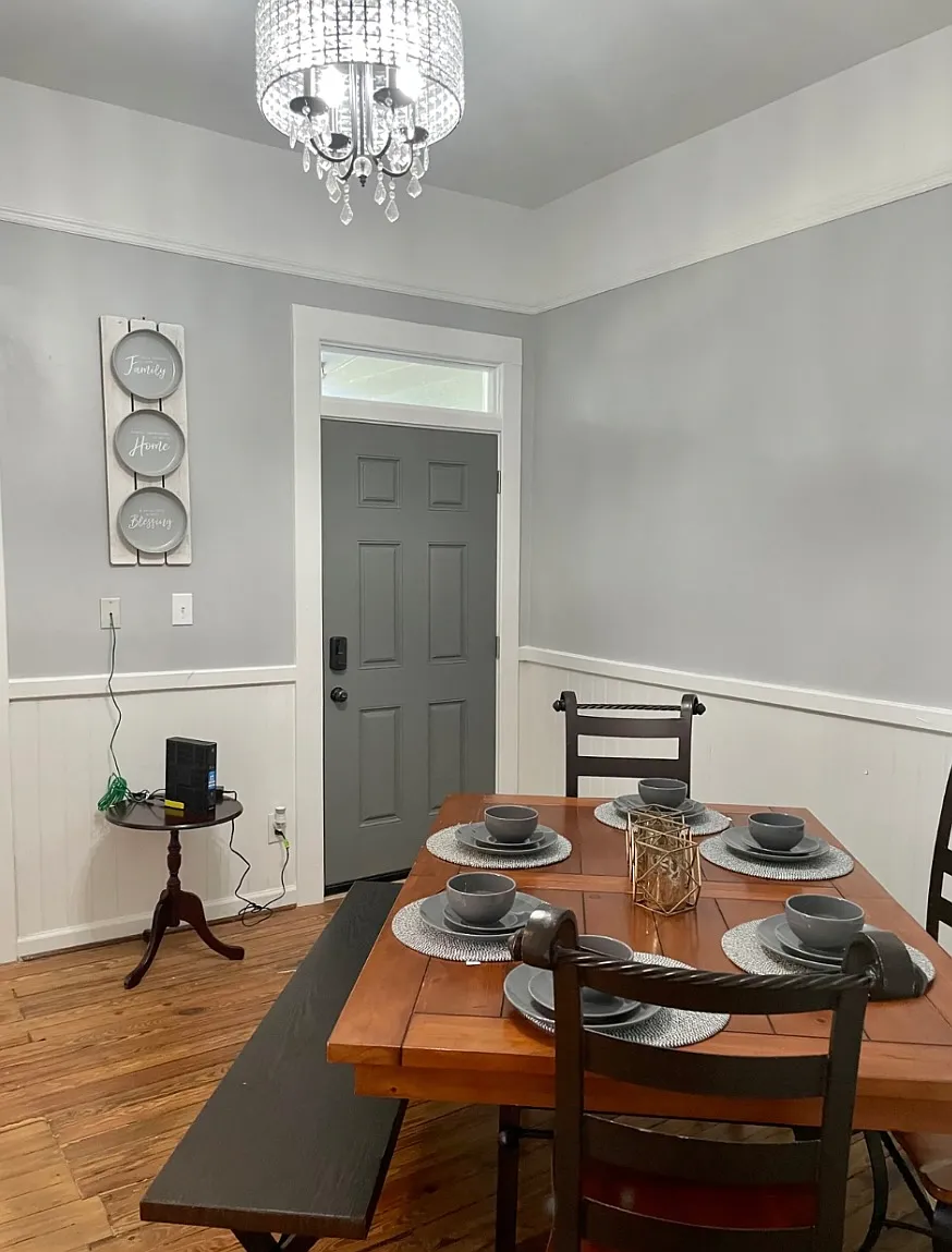 2 bed, 800 sqft, $1,500 — Photo 3