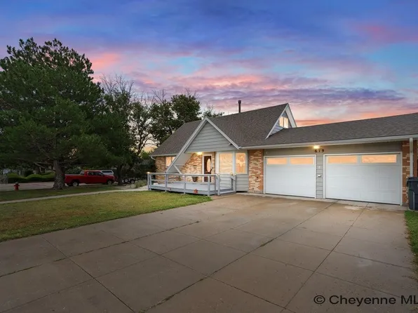 619 Gardenia Dr, Cheyenne, WY 82009