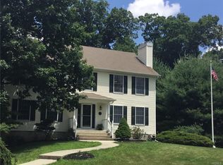 66 Winchester Dr, Monroe, NY 10950