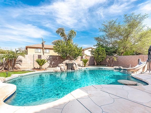 5th image of 15872 W Cocopah St