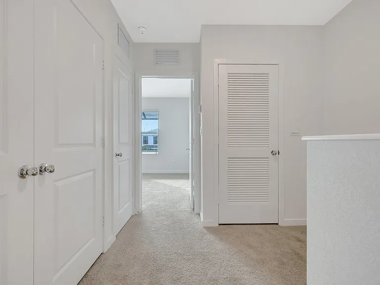441 NE 1st Dr — Photo 10