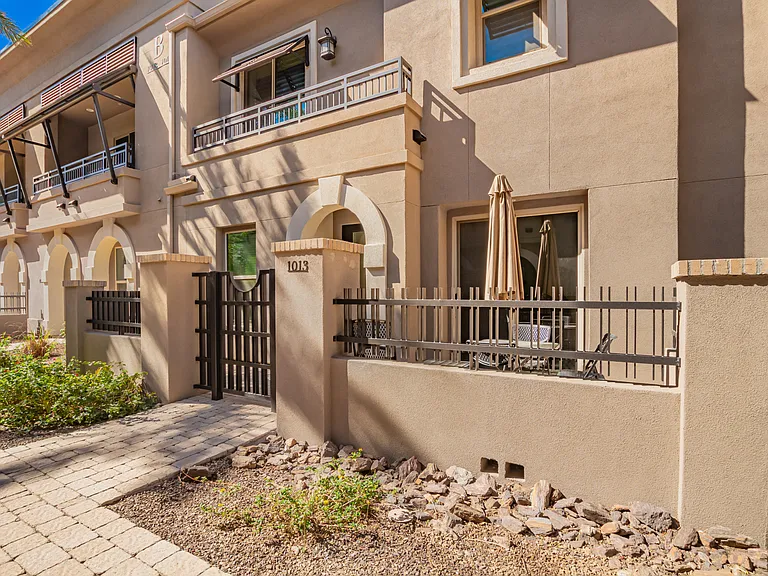 Front of unit