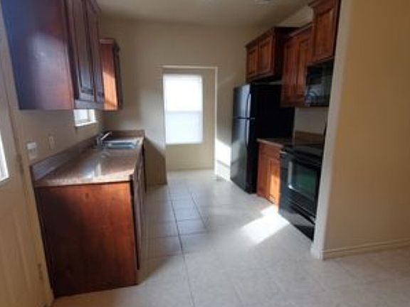 4th image of 3713 Mandy Dr Unit 1