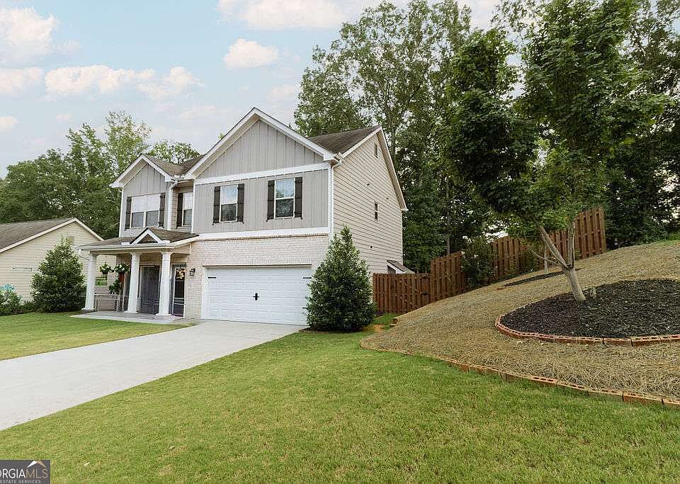 1st image of 158 Grand Oak Dr