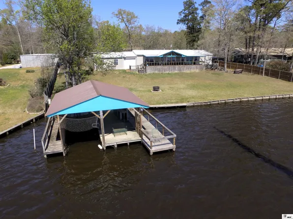 438 Dogwood Ln, Farmerville, LA 71241