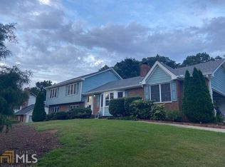 2332 Westridge Dr, Snellville, GA