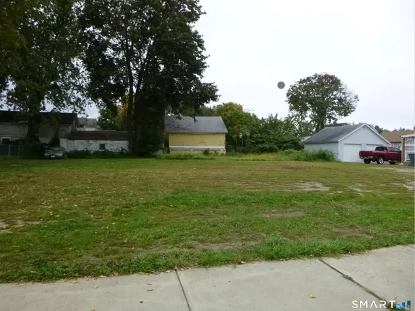 30-32 Church Street, Enfield, CT 06082