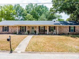 305 Laurel St, Kilgore, TX 75662