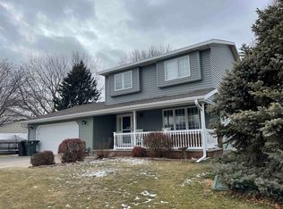 1518 14th Ave, Kearney, NE 68845