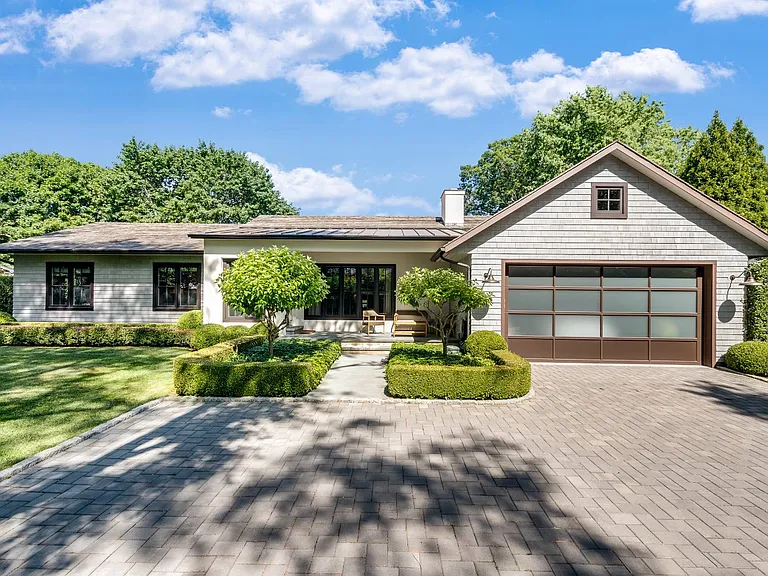 Cedar Ct — Photo 15