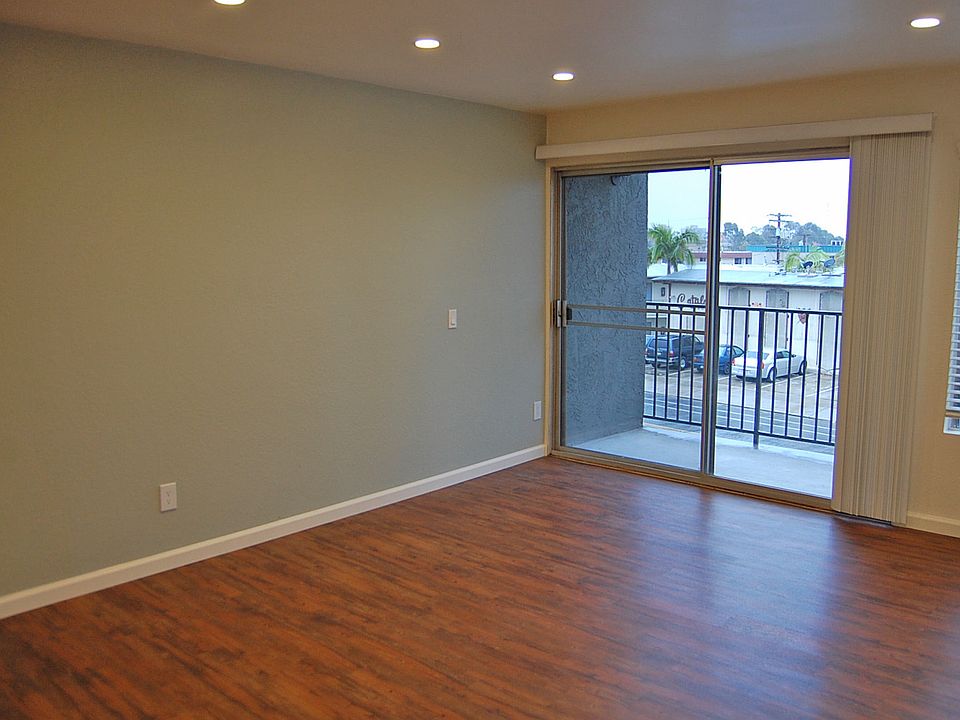 1st image of 4191 Cleveland Ave APT 21