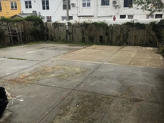 5th image of 17124 119th Ave