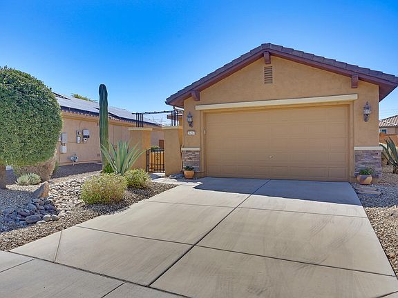 3rd image of 26267 W Quail Ave