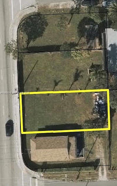 2nd image of 6971 NW 17th Ave