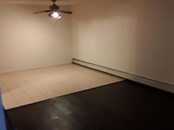 4th image of 1002 Centurion Ln