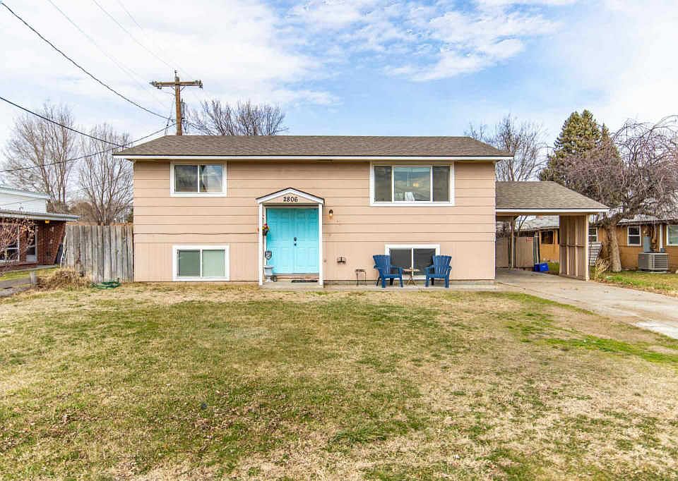 1st image of 2806 W Hood Ave