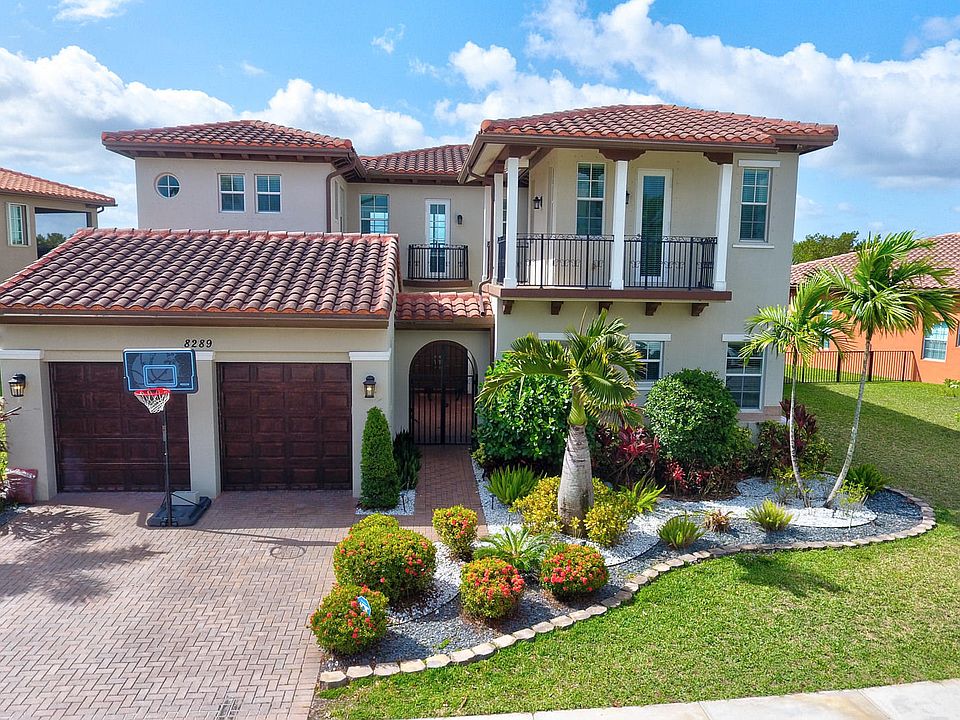 1st image of 8289 NW 124th Ter