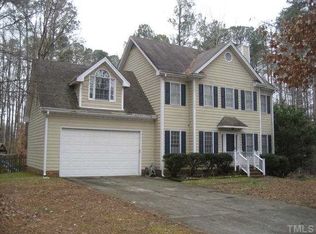 2033 Stoneglen Ln, Raleigh, NC 27603