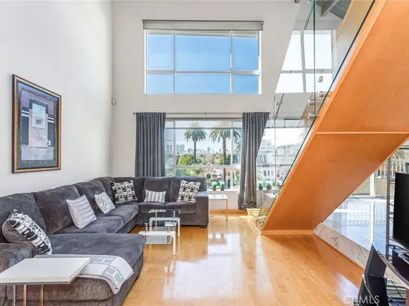 221 S Gale Dr Unit 405, Beverly Hills, CA 90211