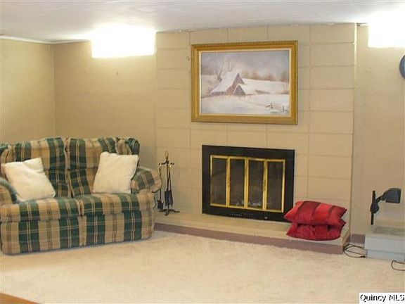 Home for Sale in Quincy, IL $172,900