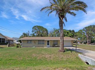 3565 Sterling Rd, Venice, FL 34293