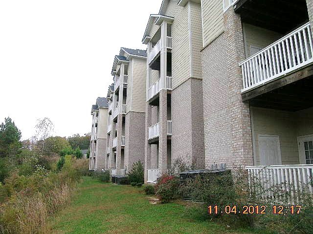 2nd image of 2802 NE Shades Valley Ln