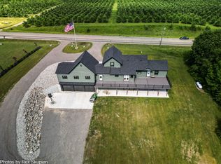 17090 Kenowa Ave, Kent City, MI 49330