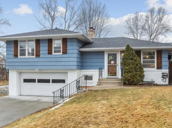 8418 Virginia Cir N, Saint Louis Park, MN 55426