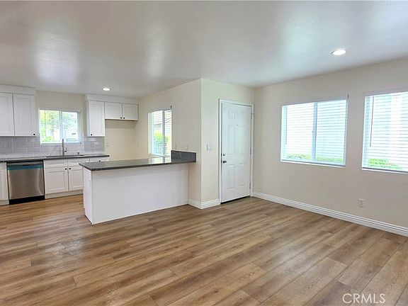 2nd image of 1016 Bennington St #E