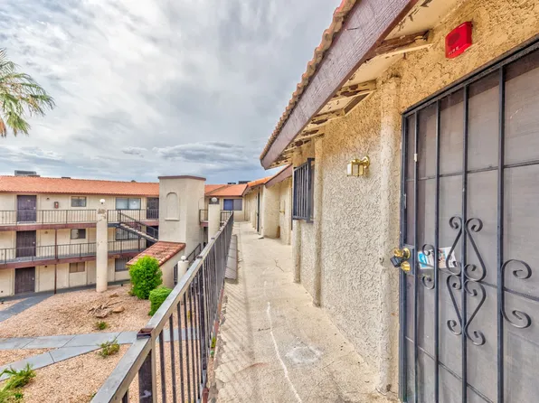 2080 Karen Ave Unit B63, Las Vegas, NV 89169