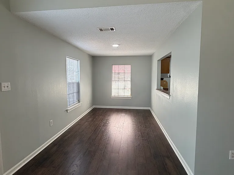 724 N Bullion Ave #724 — Photo 4