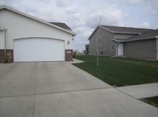 804 34th Ave W, West Fargo, ND 58078