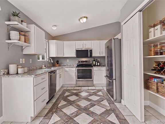 3rd image of 3910 Partridge Avenue