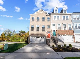 520 Downswing Rd, Baltimore, MD 21208
