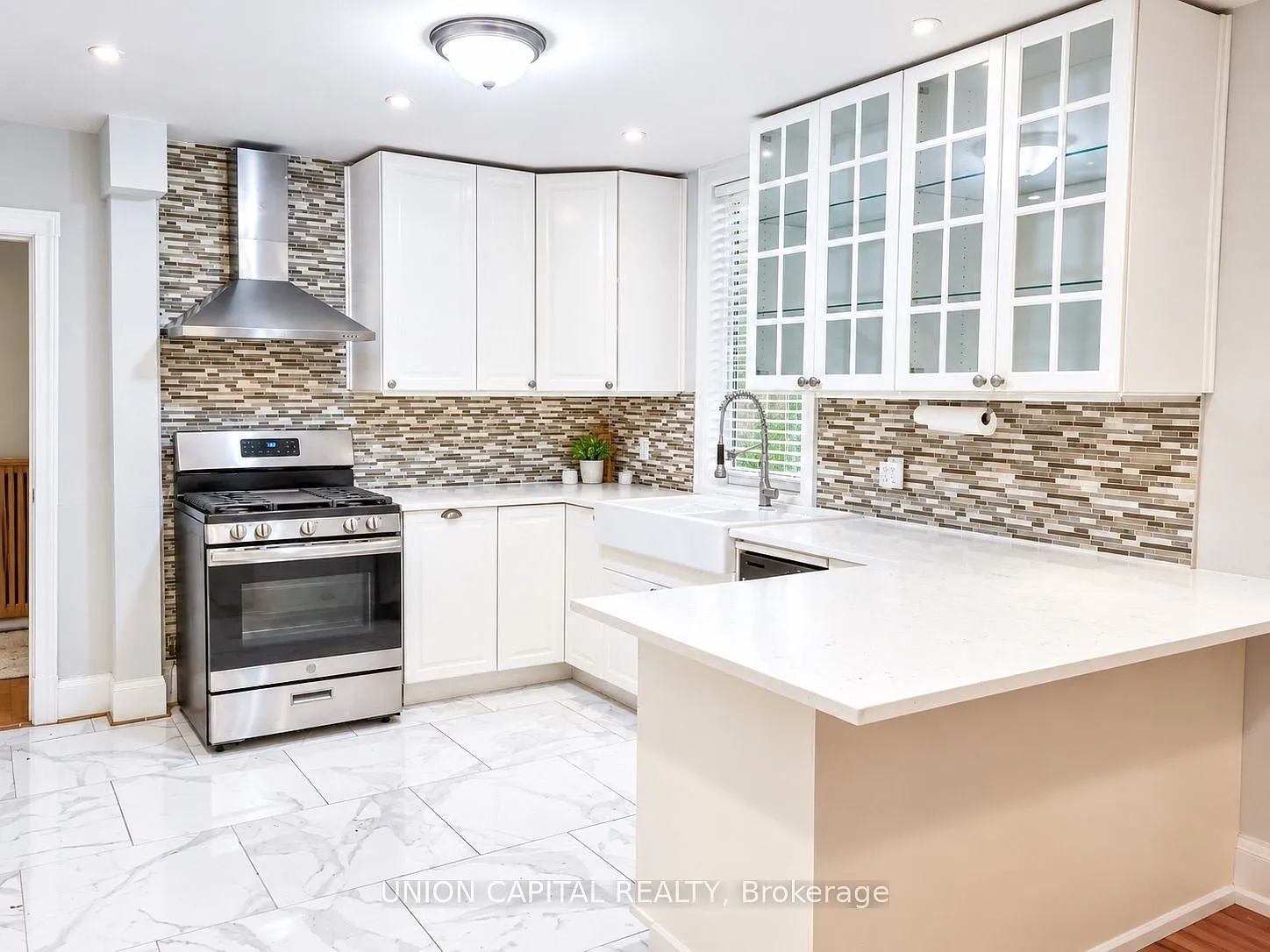 3 bed, $3,700 — Photo 3
