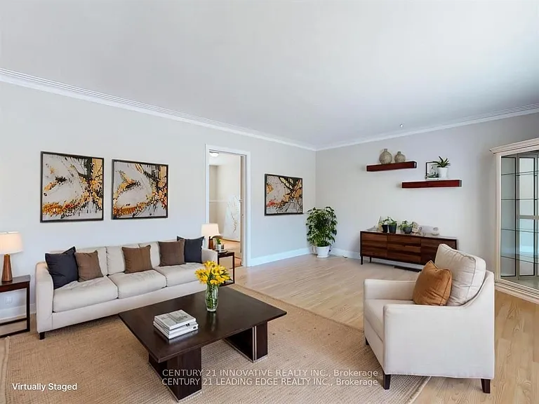 350 The Queensway S #MAIN — Photo 11