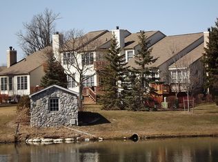 39499 Champion Ct, Northville, MI 48168