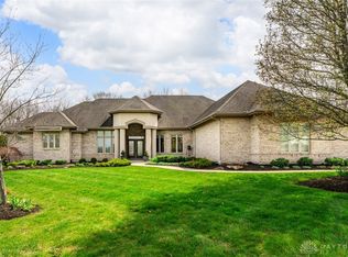 8306 Palm Trace Ct, Waynesville, OH 45068