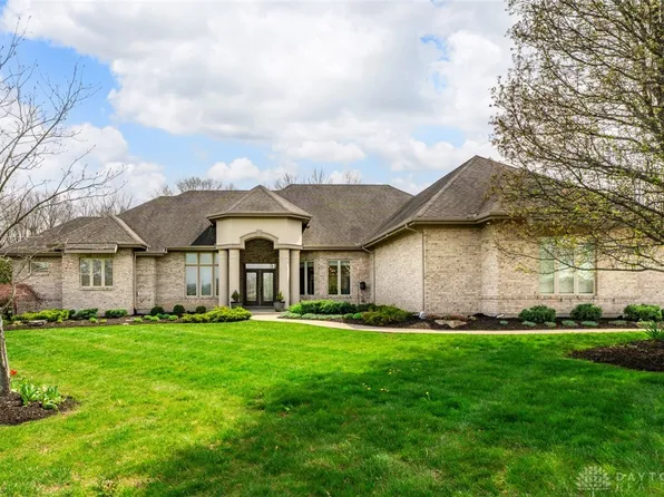 8306 Palm Trace Ct, Waynesville, OH 45068