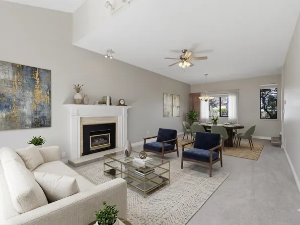 253 E 19th St, North Vancouver, BC V7L 2Z1