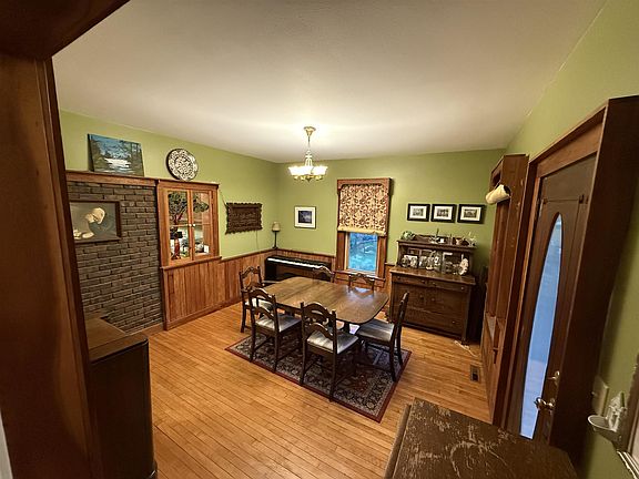 5th image of 407 W North St